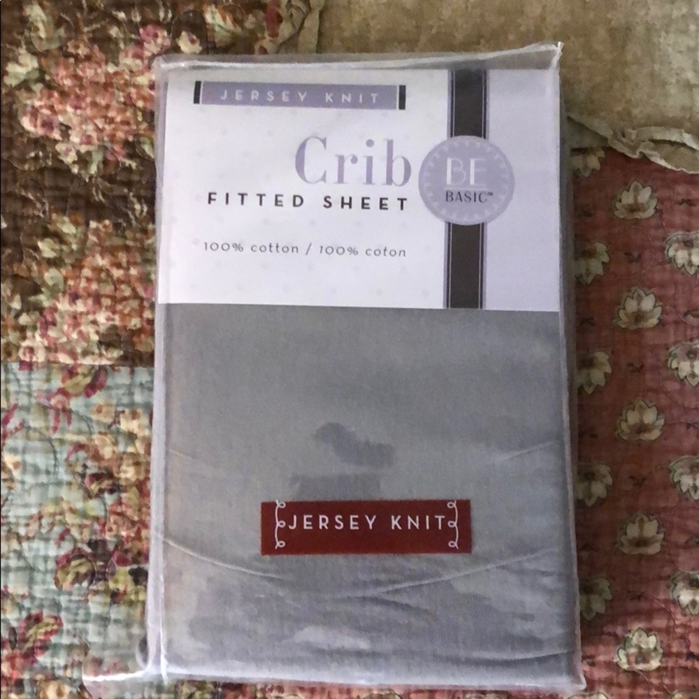 Jersey knit fitted crib sheet